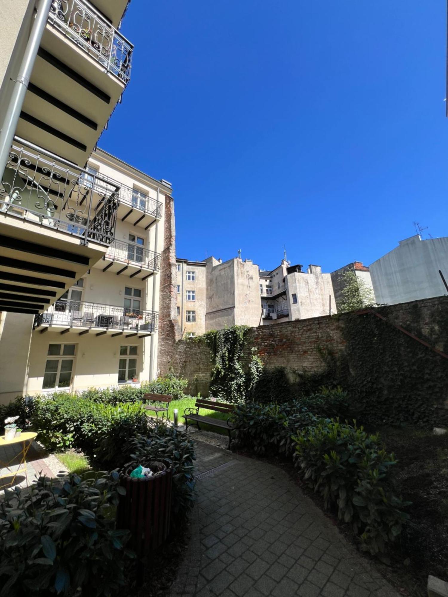 Atrium - Old Town Luxury Apartments - By Upstairs Krakow Bagian luar foto