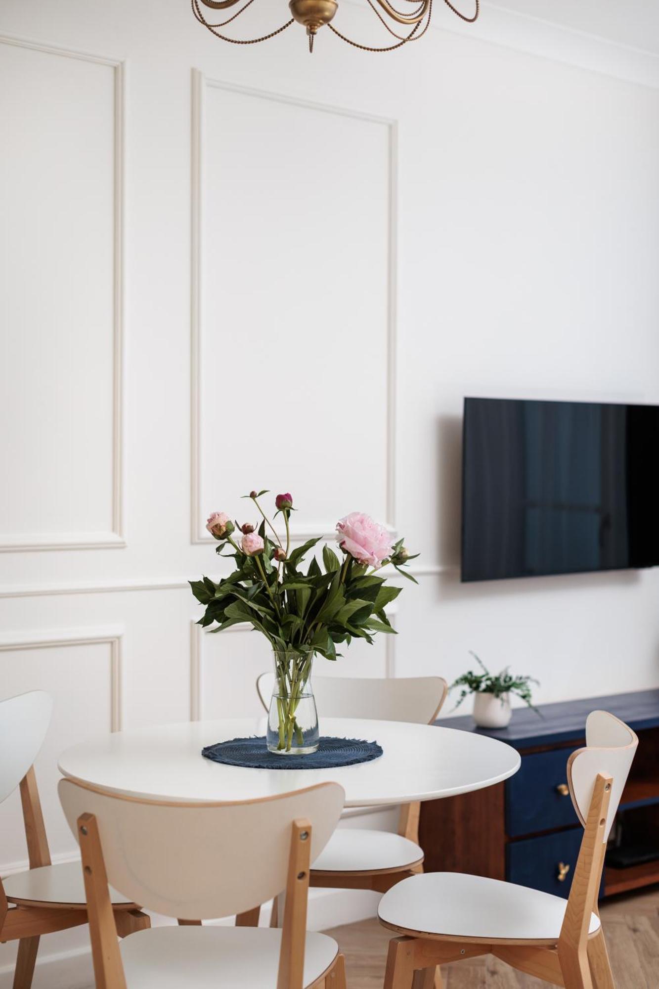 Atrium - Old Town Luxury Apartments - By Upstairs Krakow Bagian luar foto